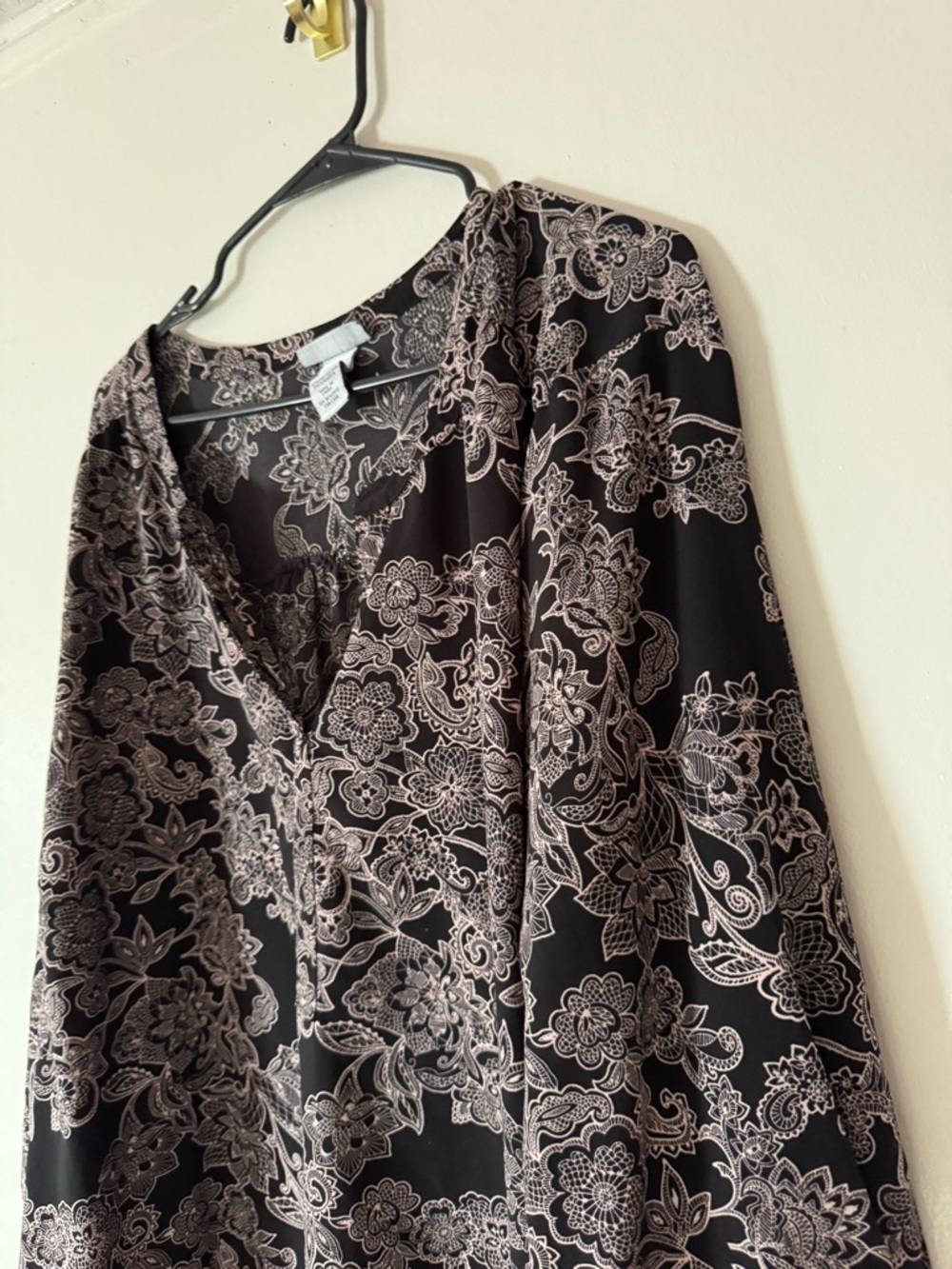 Catherine’s Floral V-Neck Blouse in Black and Cream